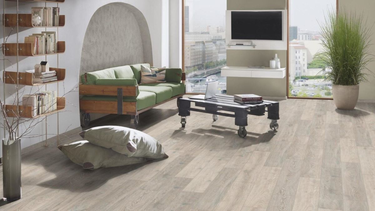 Ламинат "Kronospan" Super Natural Classic Дуб Колорадо 5543 (1285*192*8 мм) — купить в Абакане