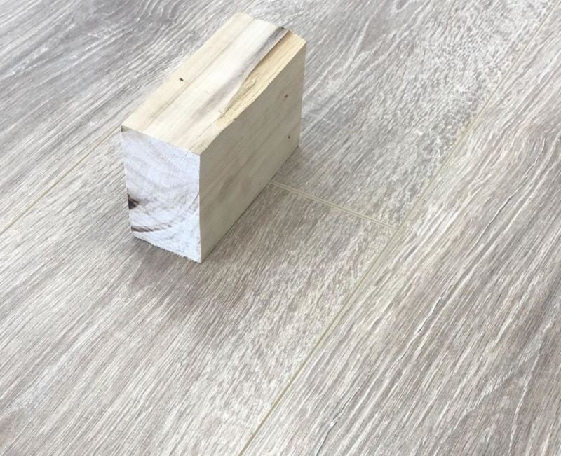 Ламинат "SunFloor" 8/32 4V Дуб Джонсон 32 (1380*193*8 мм) — купить в Абакане