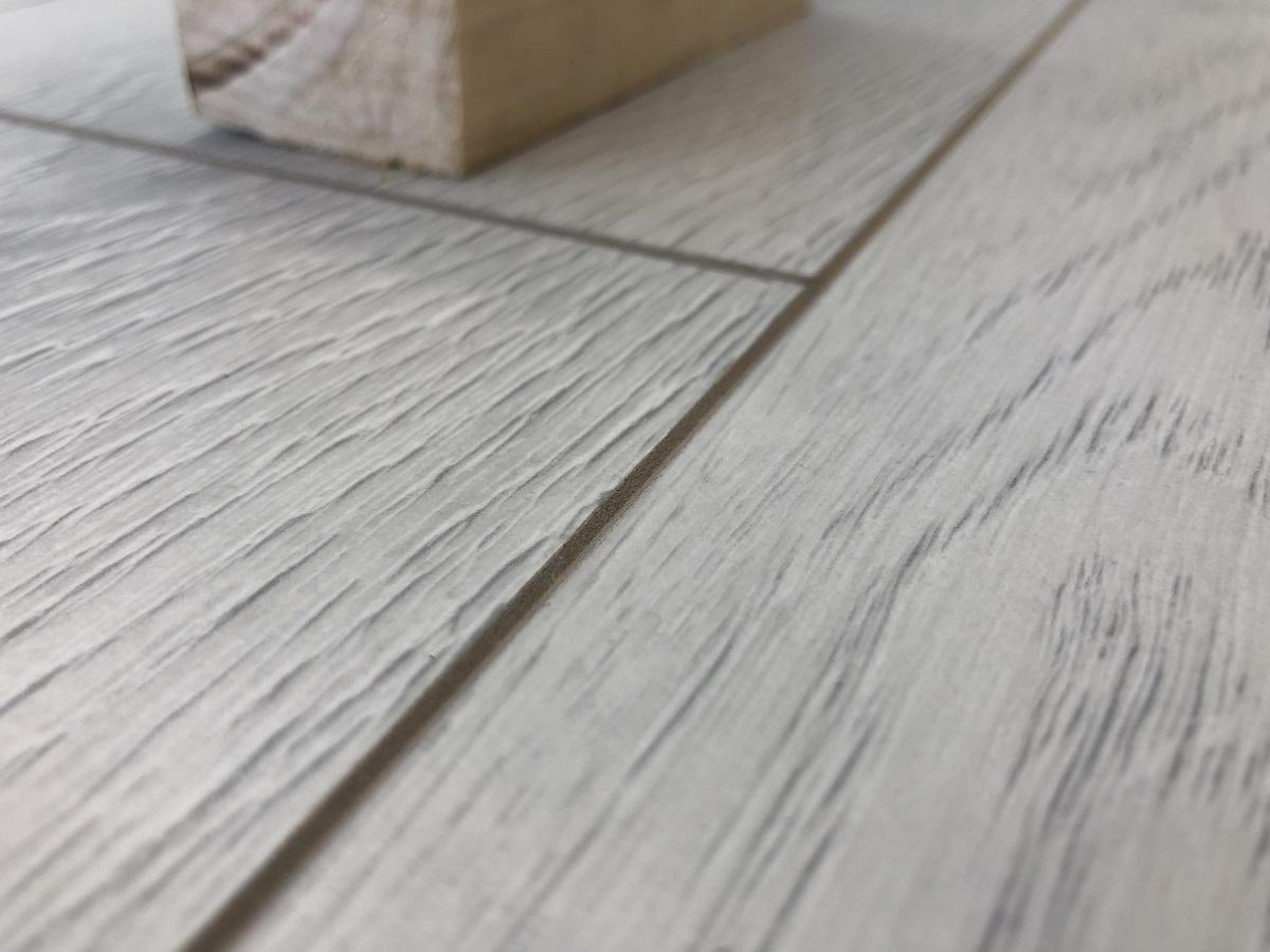 Ламинат "SunFloor" 8/32 4V Вяз Бейкер 36 (1380*193*8 мм) — купить в Абакане